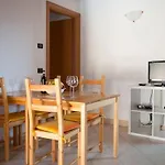 Lakeside Attic By Interhome Apartamento