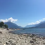 Apartamento Lakeside Attic By Interhome *