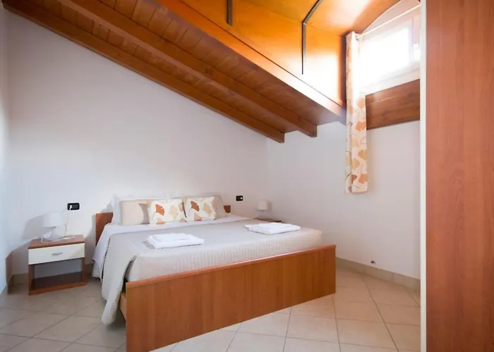 Apartamento Lakeside Attic By Interhome *